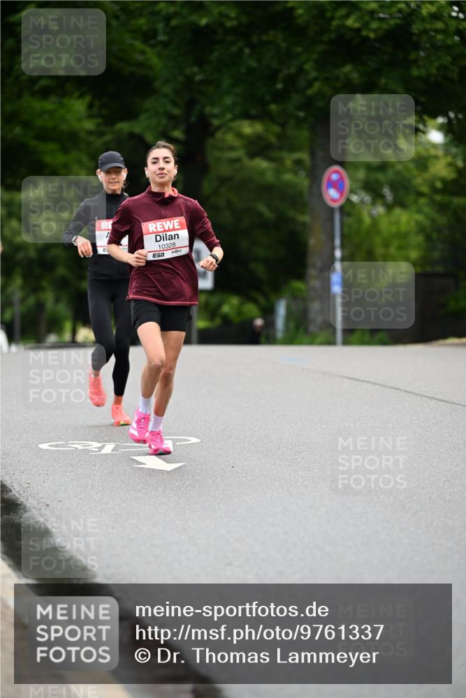 14.06.2026 - REWE Women's Run Dr. Thomas Lammeyer http://msf.ph/oto/9761337 14.06.2026 09:32:21 Laufen 10328, 57 meine-sportfotos.de