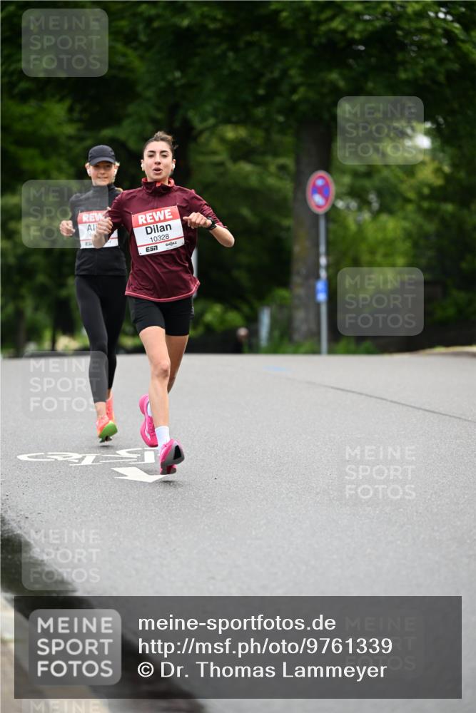14.06.2026 - REWE Women's Run Dr. Thomas Lammeyer http://msf.ph/oto/9761339 14.06.2026 09:32:21 Laufen 10328, 7 meine-sportfotos.de