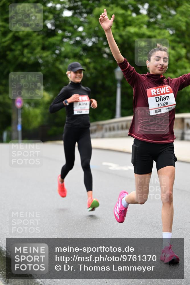 14.06.2026 - REWE Women's Run Dr. Thomas Lammeyer http://msf.ph/oto/9761370 14.06.2026 09:32:23 Laufen 10328, 7 meine-sportfotos.de