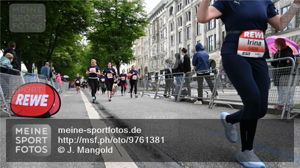 14.06.2026 - REWE Women's Run J. Mangold http://msf.ph/oto/9761381 14.06.2026 11:06:05 Ziel 5071, 5075, 5076, 5134, 5222, 5283, 5382, 5441, 5480, 5491, 5501, 5541, 5574, 5829, 6024, 6067 meine-sportfotos.de