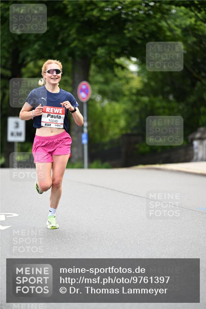 14.06.2026 - REWE Women's Run Dr. Thomas Lammeyer http://msf.ph/oto/9761397 14.06.2026 09:32:26 Laufen 3, 10245, 7 meine-sportfotos.de