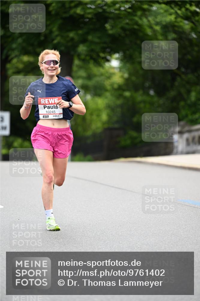 14.06.2026 - REWE Women's Run Dr. Thomas Lammeyer http://msf.ph/oto/9761402 14.06.2026 09:32:26 Laufen 3, 10245 meine-sportfotos.de
