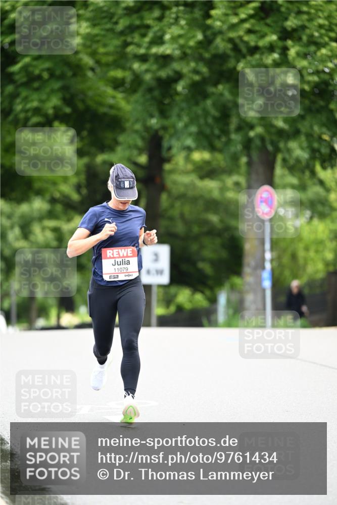 14.06.2026 - REWE Women's Run Dr. Thomas Lammeyer http://msf.ph/oto/9761434 14.06.2026 09:32:35 Laufen 11079, 7, 3, 4 meine-sportfotos.de