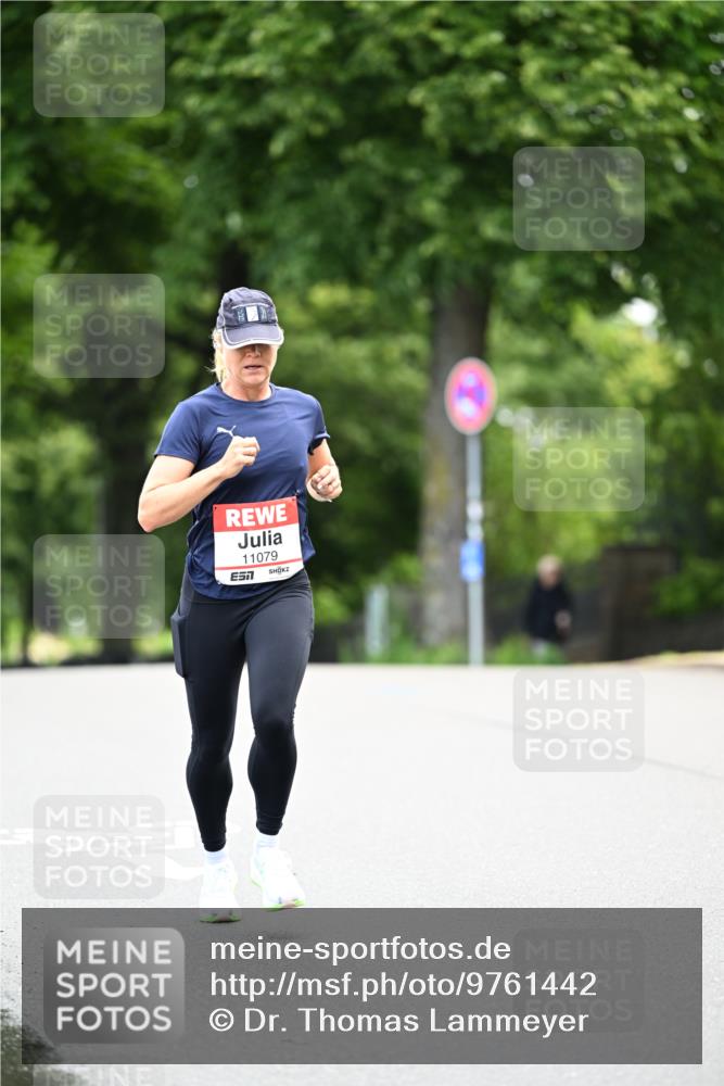 14.06.2026 - REWE Women's Run Dr. Thomas Lammeyer http://msf.ph/oto/9761442 14.06.2026 09:32:36 Laufen 11079, 7 meine-sportfotos.de