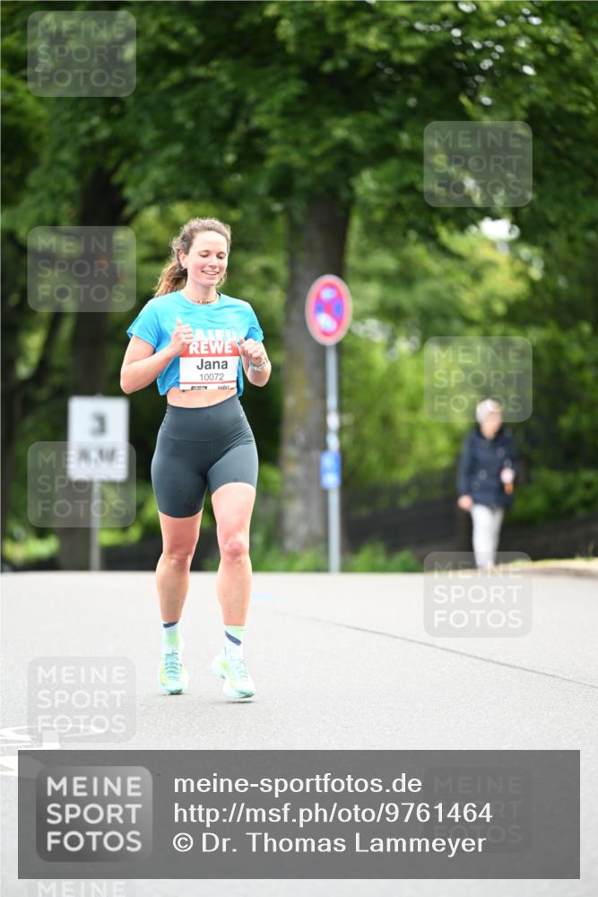 14.06.2026 - REWE Women's Run Dr. Thomas Lammeyer http://msf.ph/oto/9761464 14.06.2026 09:32:45 Laufen 3, 10072 meine-sportfotos.de