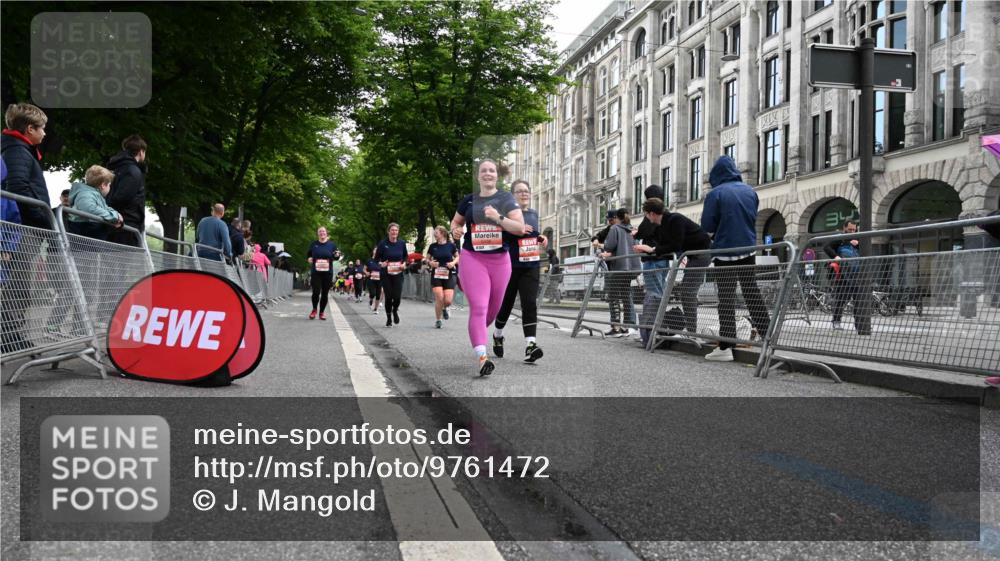 14.06.2026 - REWE Women's Run J. Mangold http://msf.ph/oto/9761472 14.06.2026 11:06:18 Ziel 5288, 5395, 5436, 5535, 5722, 5775, 5956, 5958 meine-sportfotos.de