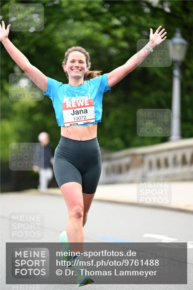 14.06.2026 - REWE Women's Run Dr. Thomas Lammeyer http://msf.ph/oto/9761488 14.06.2026 09:32:47 Laufen 10072 meine-sportfotos.de