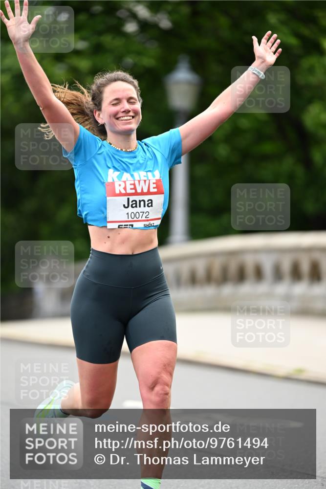 14.06.2026 - REWE Women's Run Dr. Thomas Lammeyer http://msf.ph/oto/9761494 14.06.2026 09:32:47 Laufen 10072 meine-sportfotos.de