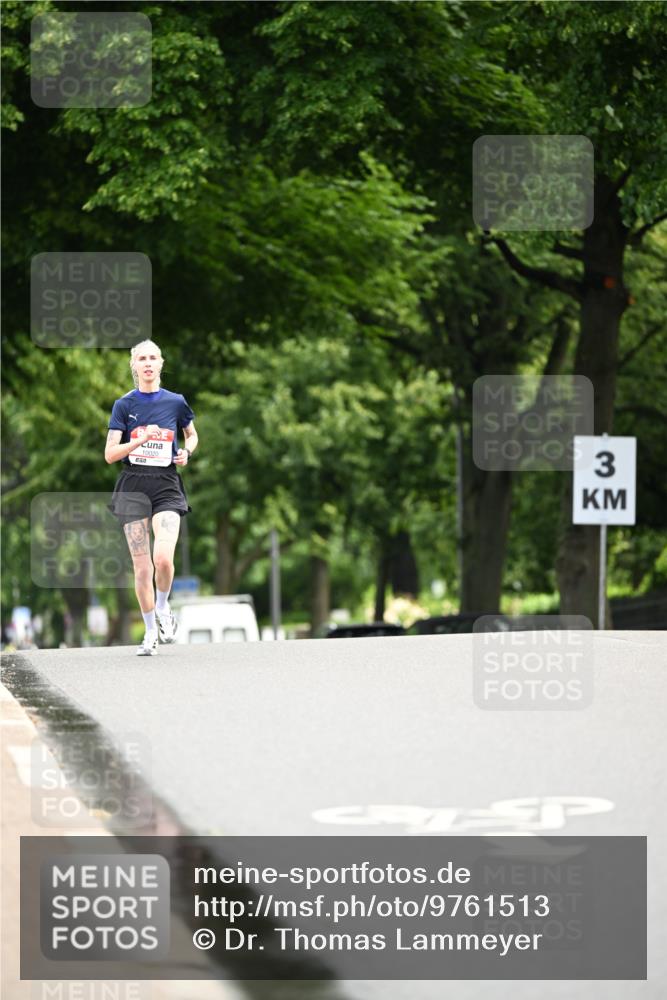 14.06.2026 - REWE Women's Run Dr. Thomas Lammeyer http://msf.ph/oto/9761513 14.06.2026 09:33:14 Laufen 10020, 51, 3 meine-sportfotos.de