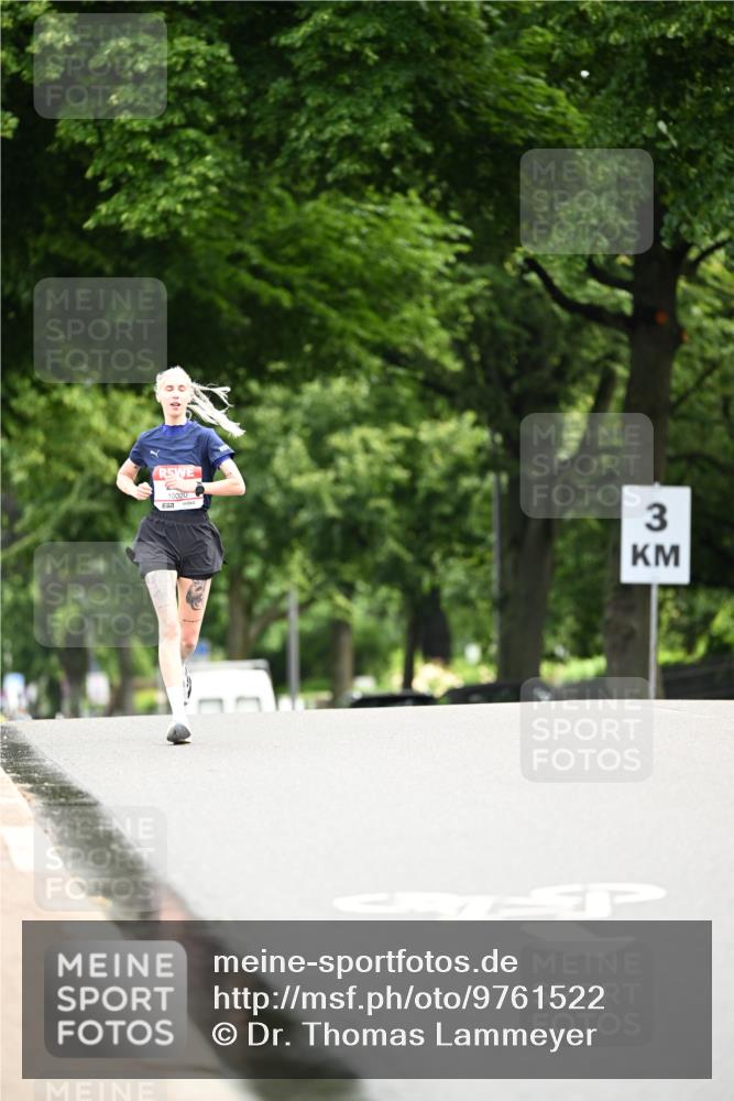 14.06.2026 - REWE Women's Run Dr. Thomas Lammeyer http://msf.ph/oto/9761522 14.06.2026 09:33:15 Laufen 10020, 3 meine-sportfotos.de
