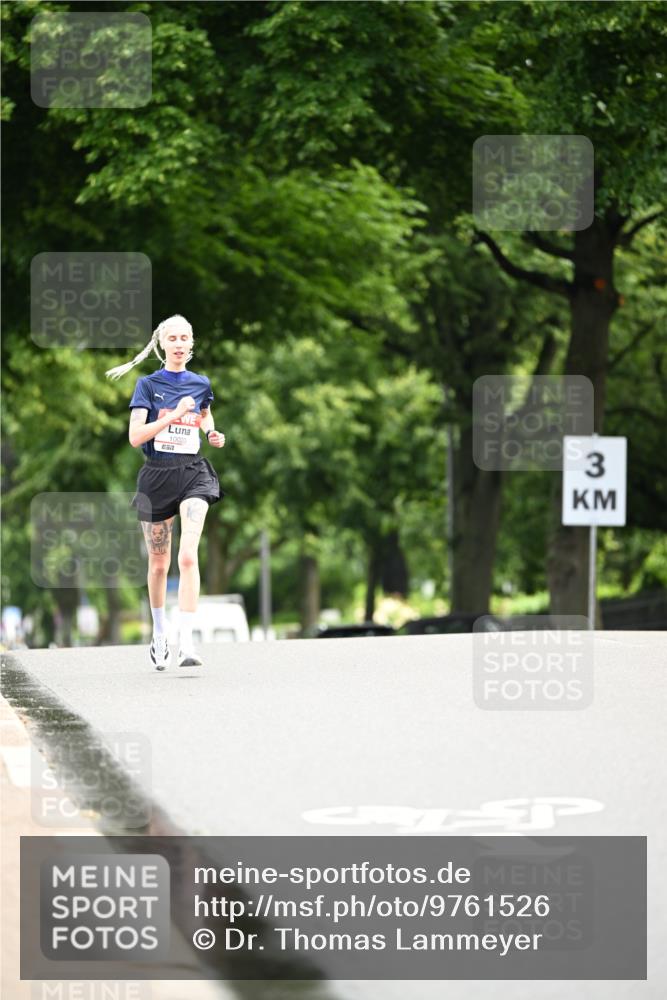 14.06.2026 - REWE Women's Run Dr. Thomas Lammeyer http://msf.ph/oto/9761526 14.06.2026 09:33:15 Laufen 10020, 3 meine-sportfotos.de