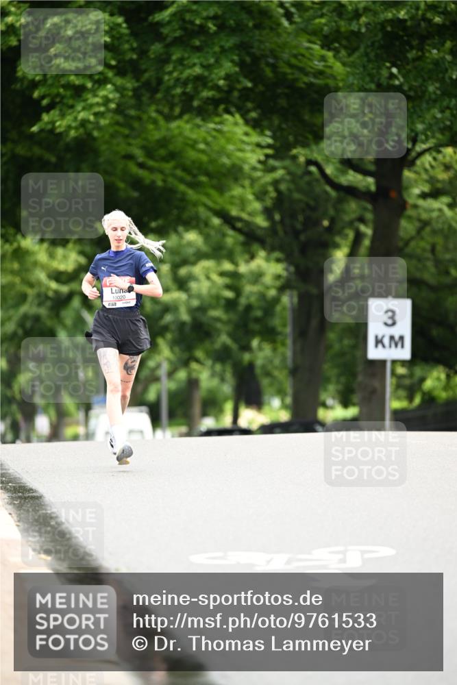 14.06.2026 - REWE Women's Run Dr. Thomas Lammeyer http://msf.ph/oto/9761533 14.06.2026 09:33:16 Laufen 10020, 51, 3 meine-sportfotos.de