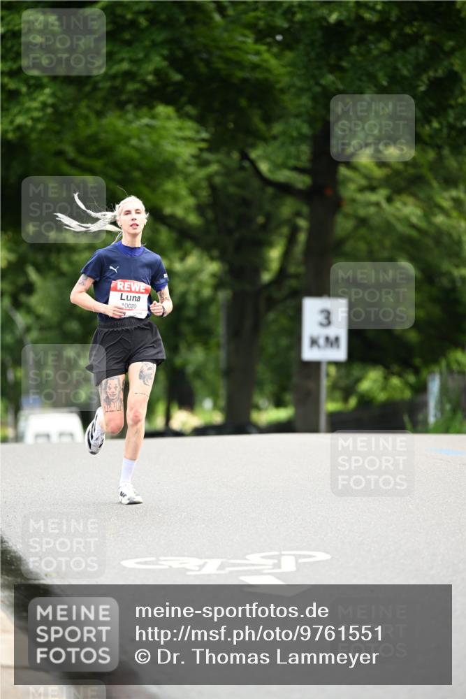 14.06.2026 - REWE Women's Run Dr. Thomas Lammeyer http://msf.ph/oto/9761551 14.06.2026 09:33:17 Laufen 10020, 3 meine-sportfotos.de