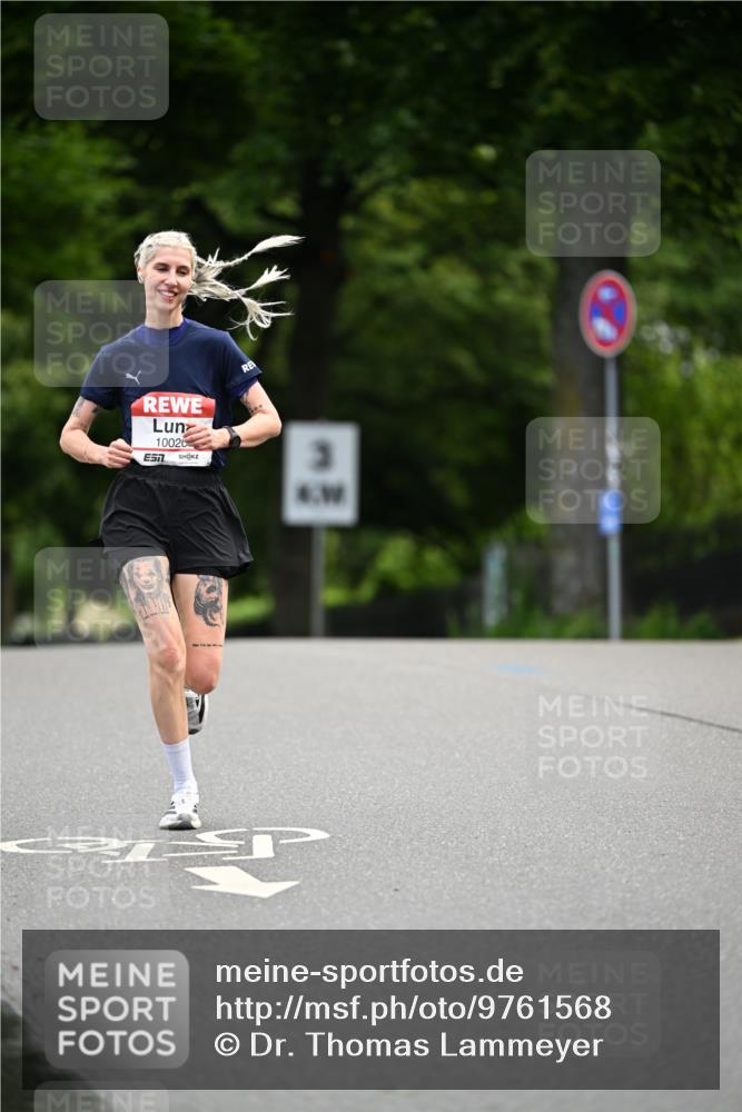 14.06.2026 - REWE Women's Run Dr. Thomas Lammeyer http://msf.ph/oto/9761568 14.06.2026 09:33:18 Laufen 10020, 3 meine-sportfotos.de