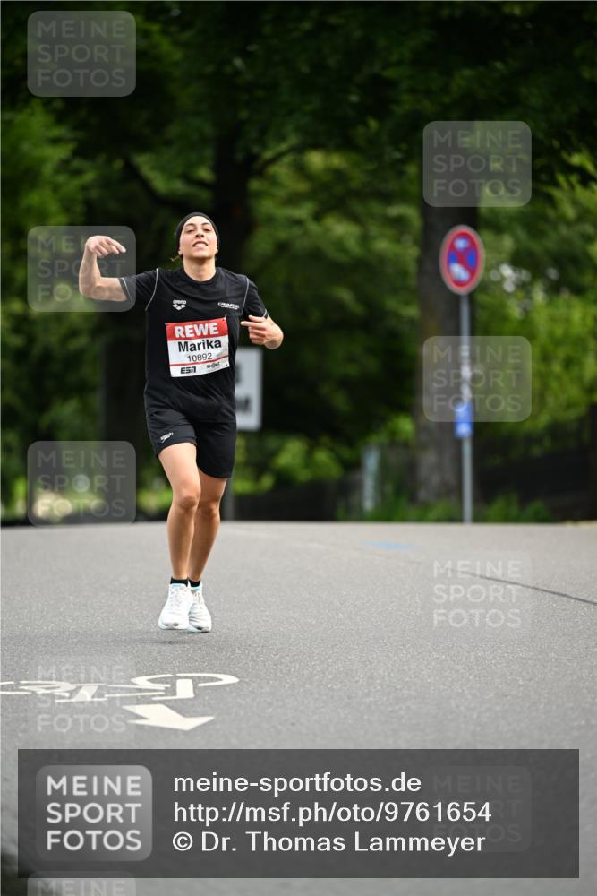 14.06.2026 - REWE Women's Run Dr. Thomas Lammeyer http://msf.ph/oto/9761654 14.06.2026 09:33:52 Laufen 10892 meine-sportfotos.de