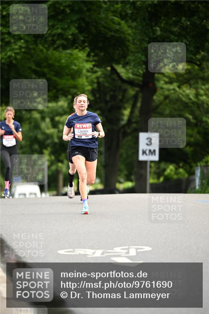 14.06.2026 - REWE Women's Run Dr. Thomas Lammeyer http://msf.ph/oto/9761690 14.06.2026 09:33:59 Laufen 11520, 7, 3 meine-sportfotos.de
