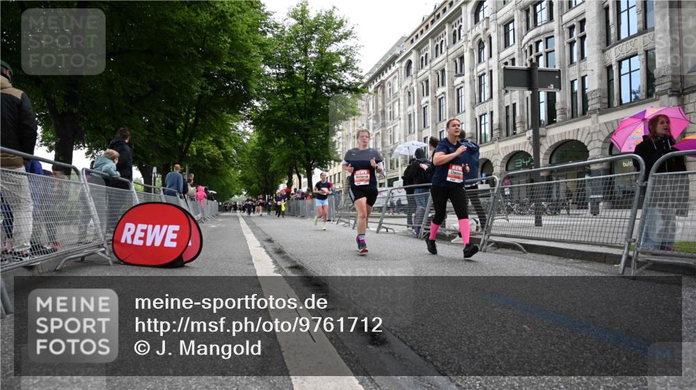 14.06.2026 - REWE Women's Run J. Mangold http://msf.ph/oto/9761712 14.06.2026 11:06:45 Ziel 5268, 5437, 5735, 5977, 6012, 6041 meine-sportfotos.de