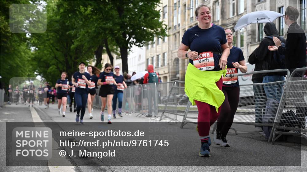 14.06.2026 - REWE Women's Run J. Mangold http://msf.ph/oto/9761745 14.06.2026 11:06:52 Ziel 5103, 5229, 5368, 5369, 5483, 5484, 6041 meine-sportfotos.de