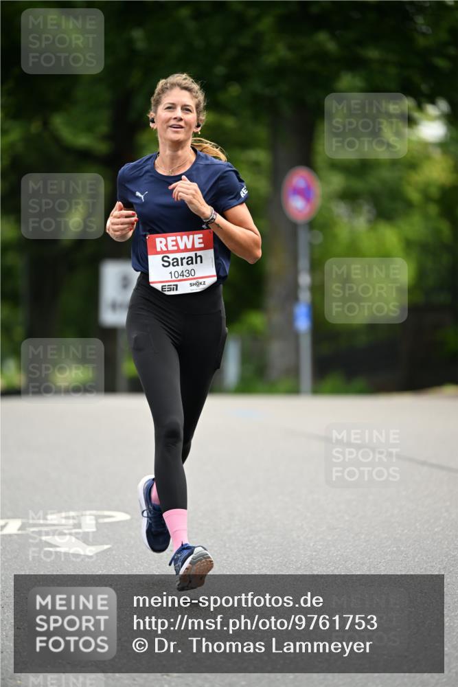 14.06.2026 - REWE Women's Run Dr. Thomas Lammeyer http://msf.ph/oto/9761753 14.06.2026 09:34:05 Laufen 10430, 7 meine-sportfotos.de
