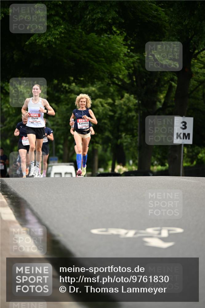 14.06.2026 - REWE Women's Run Dr. Thomas Lammeyer http://msf.ph/oto/9761830 14.06.2026 09:34:33 Laufen 10790, 10488, 3 meine-sportfotos.de