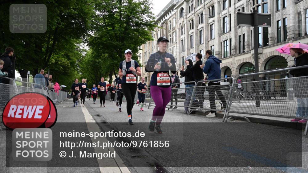 14.06.2026 - REWE Women's Run J. Mangold http://msf.ph/oto/9761856 14.06.2026 11:07:06 Ziel 5116, 5118, 5119, 5190, 5319, 5412, 5476, 5728, 5808, 5895 meine-sportfotos.de