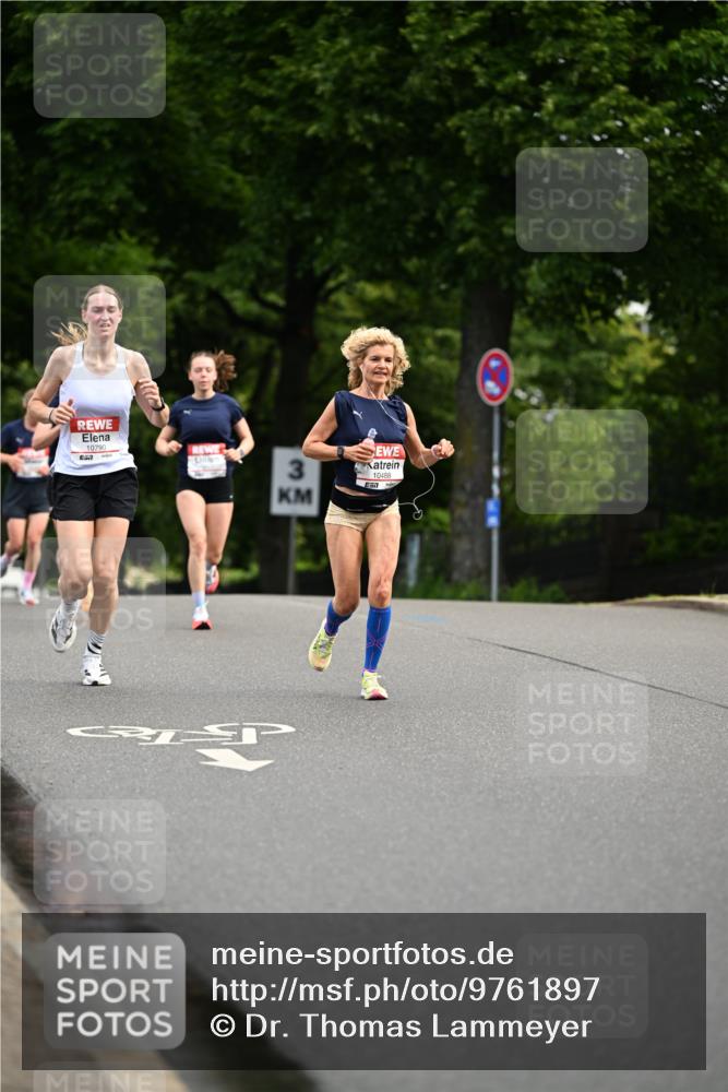14.06.2026 - REWE Women's Run Dr. Thomas Lammeyer http://msf.ph/oto/9761897 14.06.2026 09:34:37 Laufen 10790, 3, 10488 meine-sportfotos.de