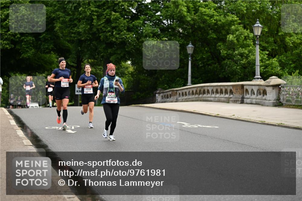 14.06.2026 - REWE Women's Run Dr. Thomas Lammeyer http://msf.ph/oto/9761981 14.06.2026 09:34:46 Laufen 10827 meine-sportfotos.de