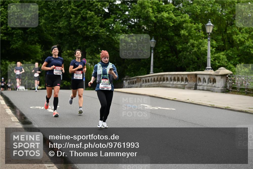 14.06.2026 - REWE Women's Run Dr. Thomas Lammeyer http://msf.ph/oto/9761993 14.06.2026 09:34:47 Laufen 10827 meine-sportfotos.de