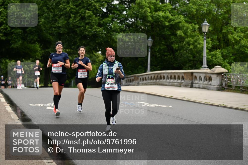 14.06.2026 - REWE Women's Run Dr. Thomas Lammeyer http://msf.ph/oto/9761996 14.06.2026 09:34:47 Laufen 10827, 7 meine-sportfotos.de
