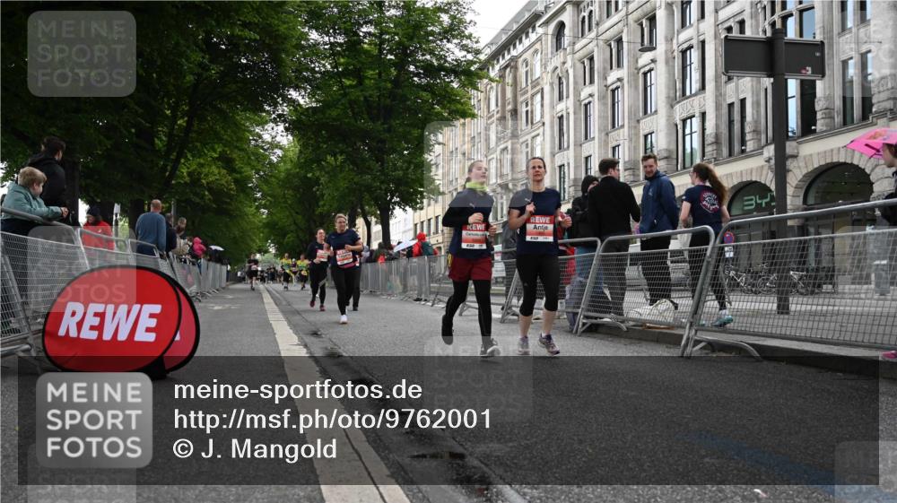 14.06.2026 - REWE Women's Run J. Mangold http://msf.ph/oto/9762001 14.06.2026 11:07:26 Ziel 5114, 5327, 5384, 5385, 5752, 5908, 5909 meine-sportfotos.de