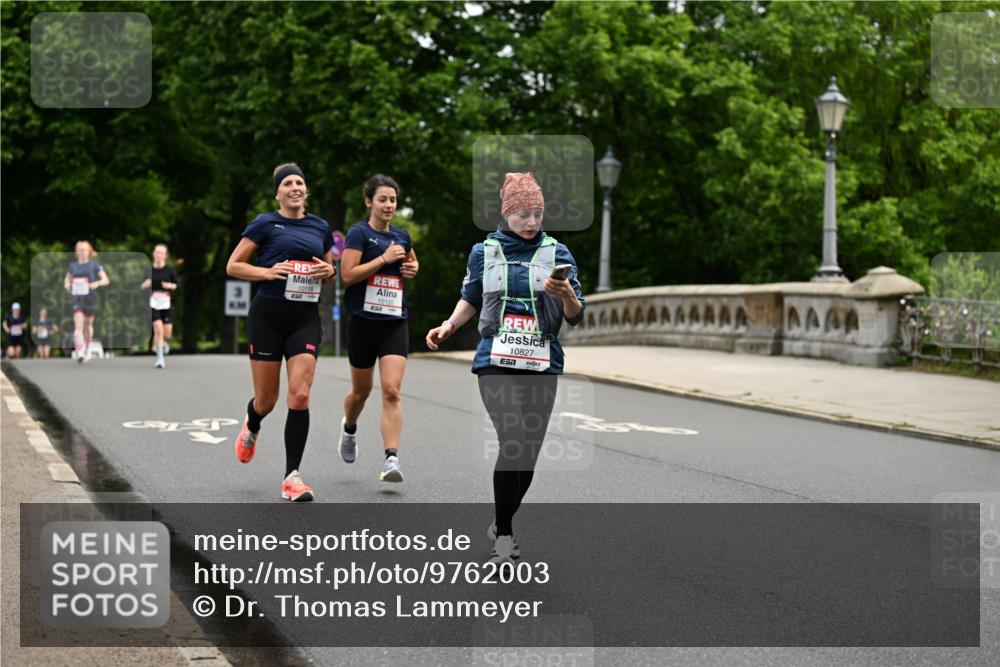 14.06.2026 - REWE Women's Run Dr. Thomas Lammeyer http://msf.ph/oto/9762003 14.06.2026 09:34:47 Laufen 10118, 10120, 10827 meine-sportfotos.de