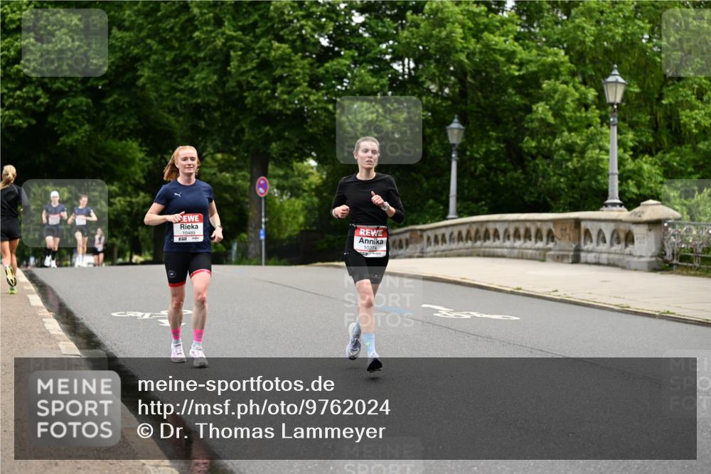 14.06.2026 - REWE Women's Run Dr. Thomas Lammeyer http://msf.ph/oto/9762024 14.06.2026 09:34:52 Laufen 10489, 57, 10274 meine-sportfotos.de