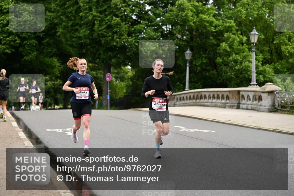 14.06.2026 - REWE Women's Run Dr. Thomas Lammeyer http://msf.ph/oto/9762027 14.06.2026 09:34:53 Laufen 10489, 10274, 57 meine-sportfotos.de