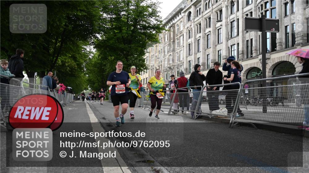 14.06.2026 - REWE Women's Run J. Mangold http://msf.ph/oto/9762095 14.06.2026 11:07:37 Ziel 5065, 5313, 5397, 5423, 5664 meine-sportfotos.de