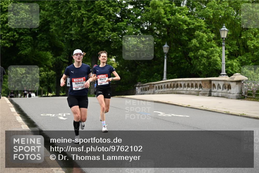14.06.2026 - REWE Women's Run Dr. Thomas Lammeyer http://msf.ph/oto/9762102 14.06.2026 09:34:59 Laufen 10808, 51, 10994 meine-sportfotos.de
