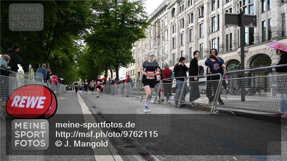 14.06.2026 - REWE Women's Run J. Mangold http://msf.ph/oto/9762115 14.06.2026 11:07:41 Ziel 5065, 5313, 5397, 5664 meine-sportfotos.de