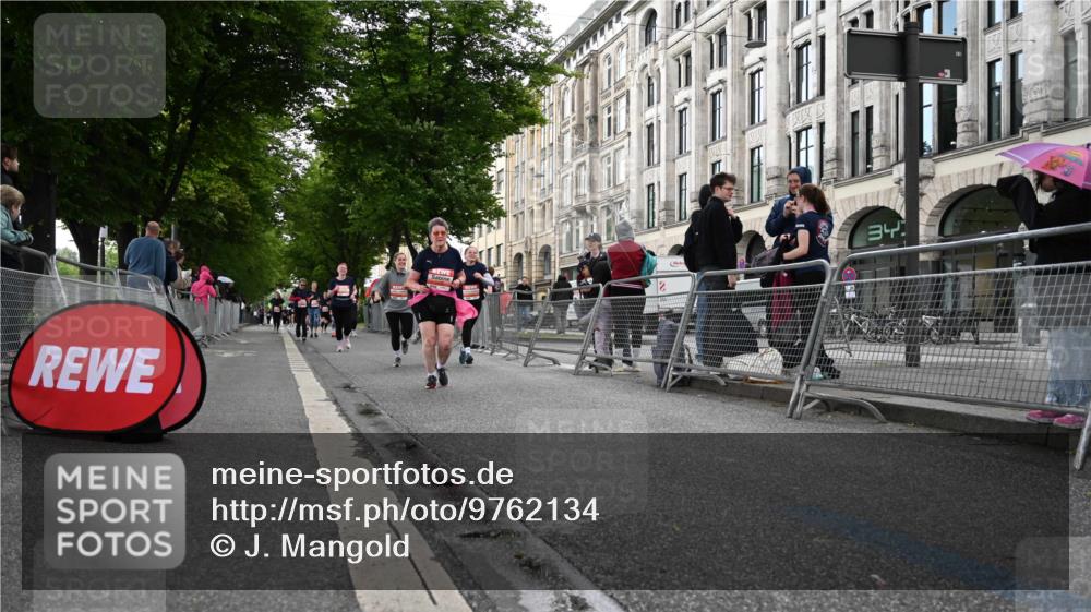 14.06.2026 - REWE Women's Run J. Mangold http://msf.ph/oto/9762134 14.06.2026 11:07:45 Ziel 5128, 5129, 5131, 5206, 5397, 5478 meine-sportfotos.de