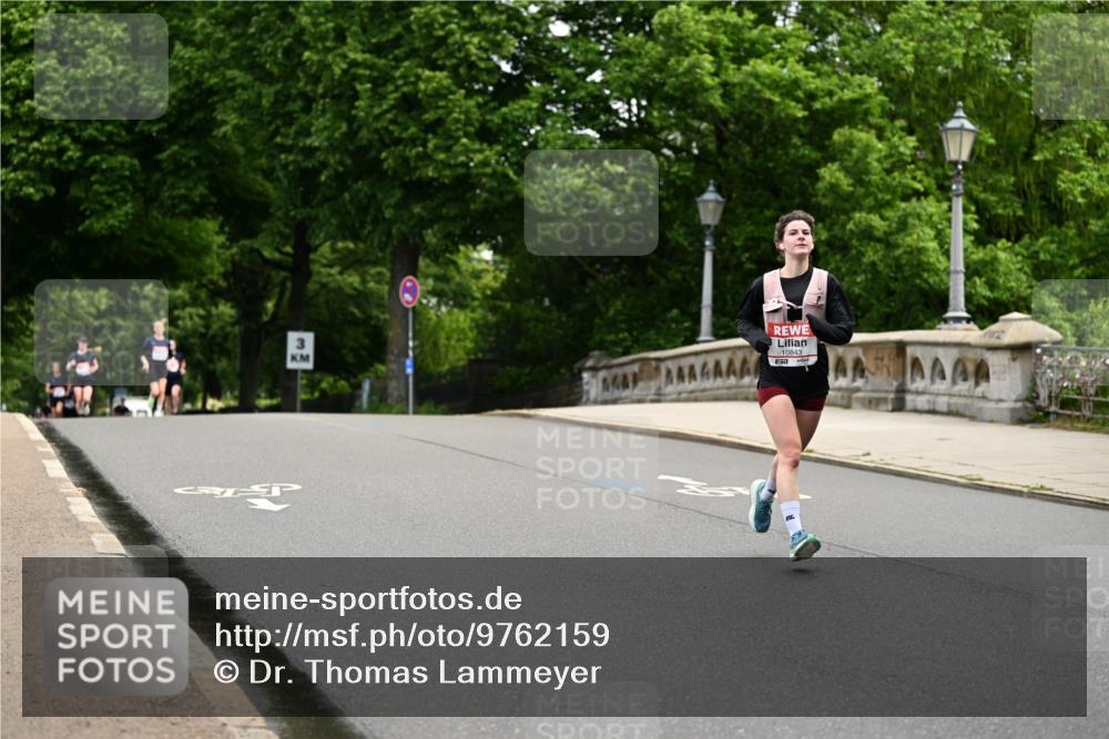 14.06.2026 - REWE Women's Run Dr. Thomas Lammeyer http://msf.ph/oto/9762159 14.06.2026 09:35:04 Laufen 3, 10843 meine-sportfotos.de
