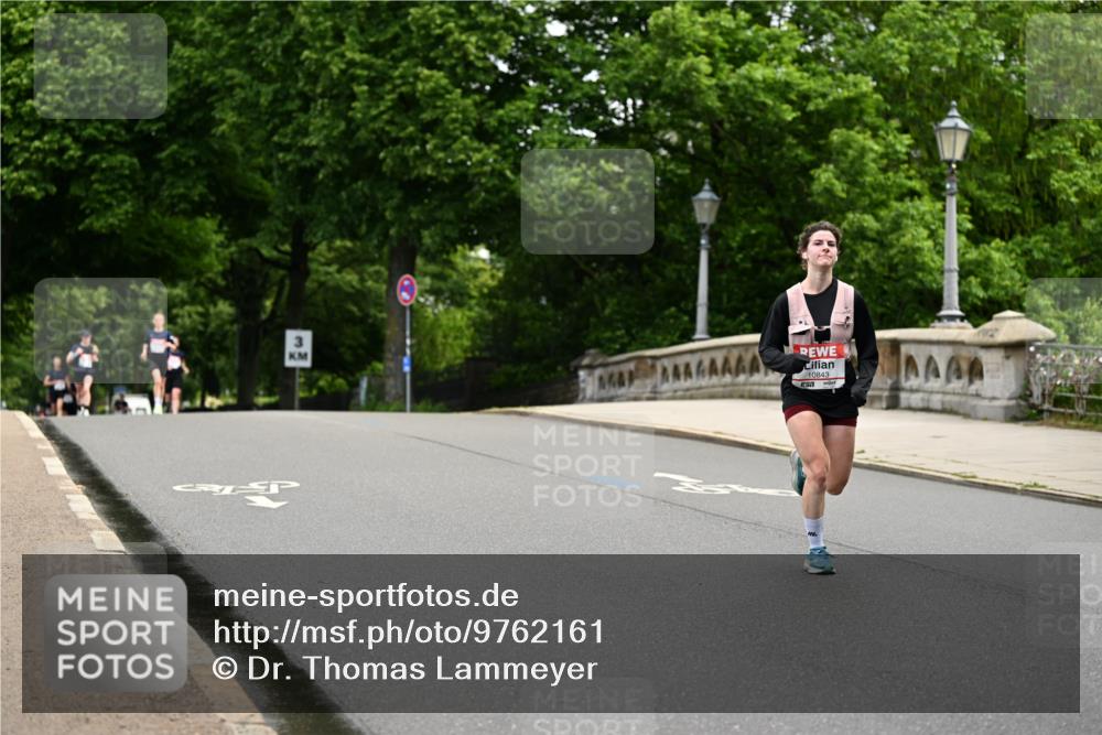 14.06.2026 - REWE Women's Run Dr. Thomas Lammeyer http://msf.ph/oto/9762161 14.06.2026 09:35:04 Laufen 3, 10843 meine-sportfotos.de
