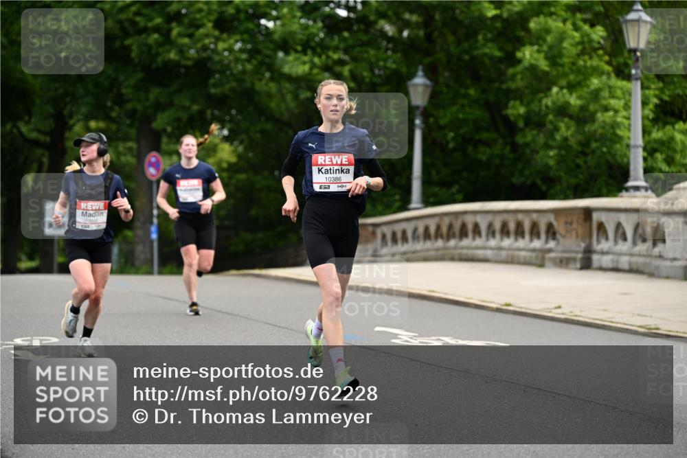 14.06.2026 - REWE Women's Run Dr. Thomas Lammeyer http://msf.ph/oto/9762228 14.06.2026 09:35:12 Laufen 10206, 10386, 7 meine-sportfotos.de