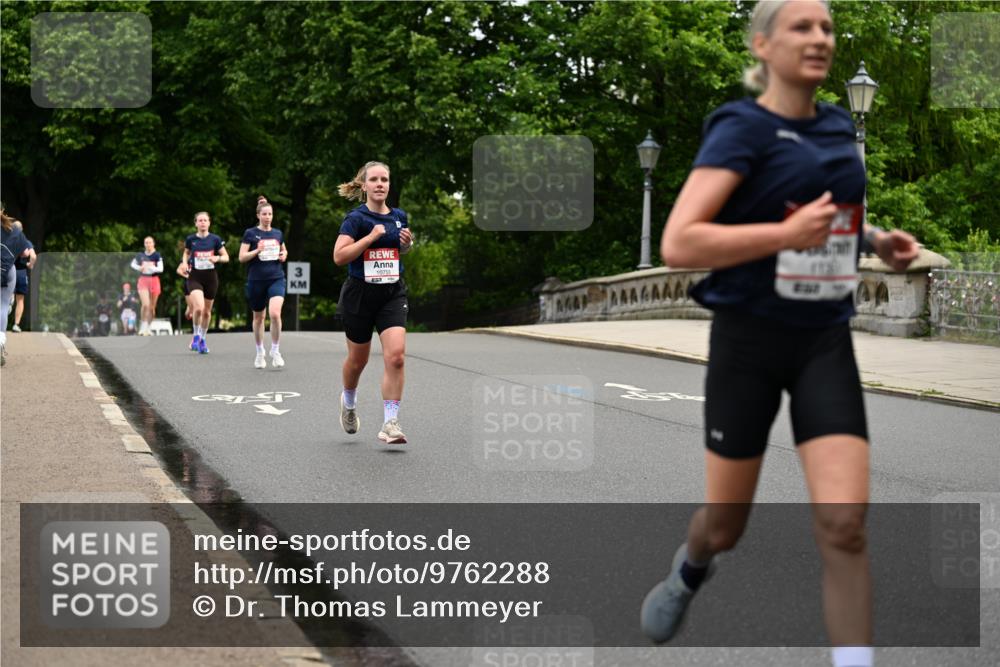 14.06.2026 - REWE Women's Run Dr. Thomas Lammeyer http://msf.ph/oto/9762288 14.06.2026 09:35:18 Laufen 3, 10755 meine-sportfotos.de