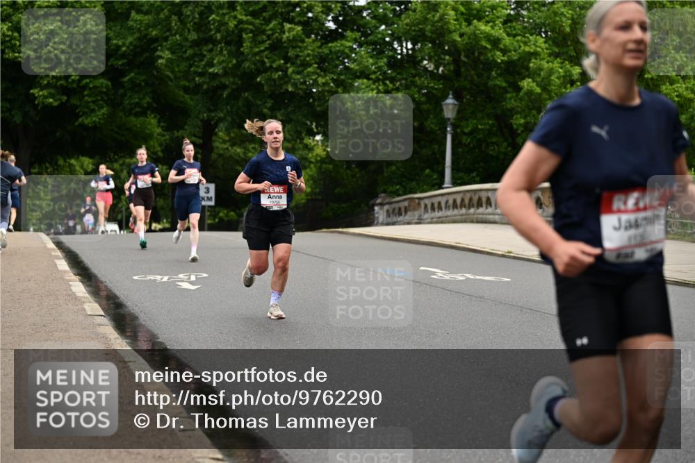 14.06.2026 - REWE Women's Run Dr. Thomas Lammeyer http://msf.ph/oto/9762290 14.06.2026 09:35:18 Laufen 3, 10755 meine-sportfotos.de