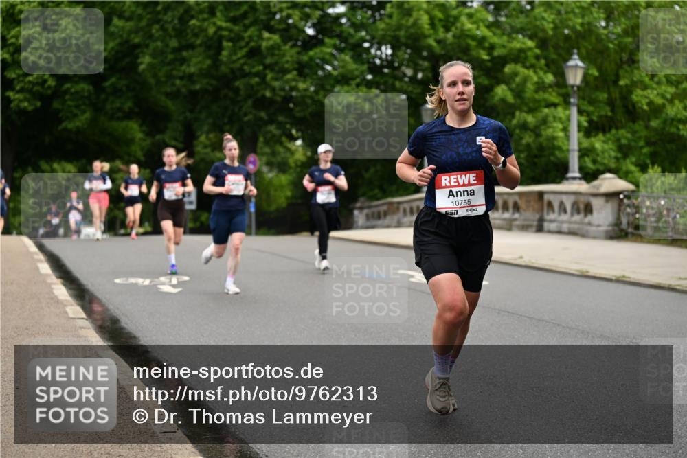 14.06.2026 - REWE Women's Run Dr. Thomas Lammeyer http://msf.ph/oto/9762313 14.06.2026 09:35:20 Laufen 10755, 57 meine-sportfotos.de