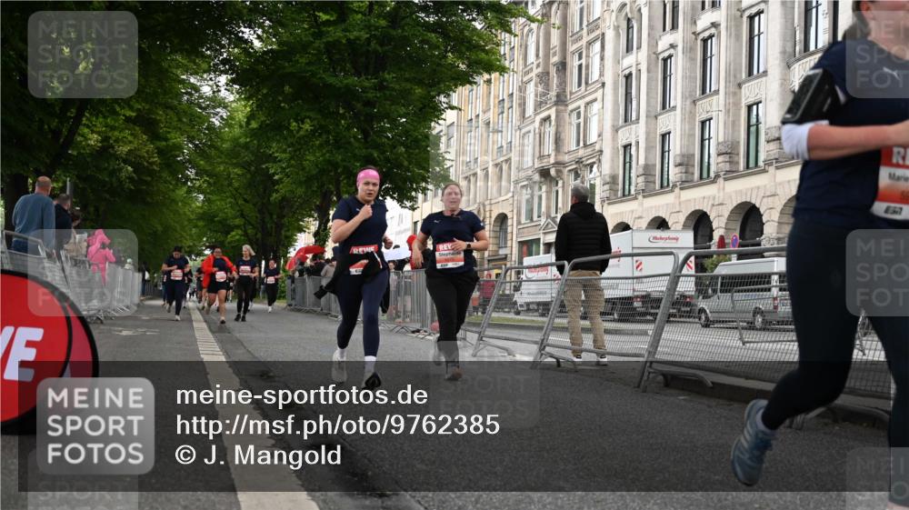 14.06.2026 - REWE Women's Run J. Mangold http://msf.ph/oto/9762385 14.06.2026 11:08:36 Ziel 5073, 5271, 5338, 5947, 6039 meine-sportfotos.de