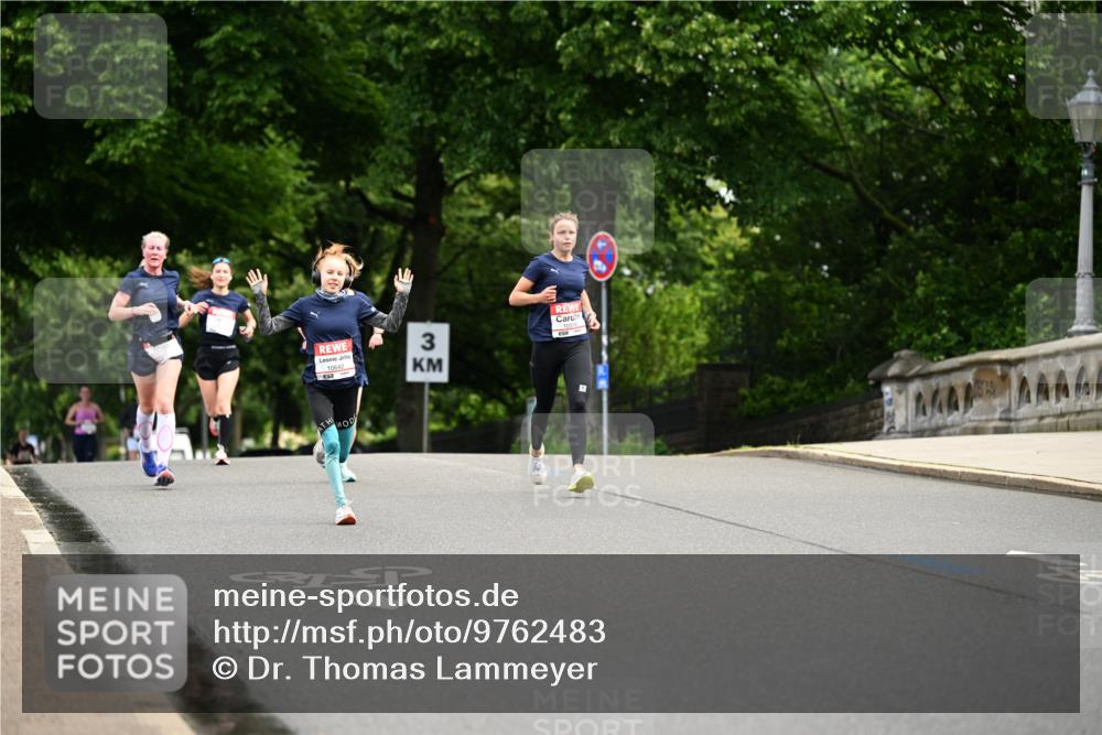 14.06.2026 - REWE Women's Run Dr. Thomas Lammeyer http://msf.ph/oto/9762483 14.06.2026 09:35:34 Laufen 10074, 3, 10642 meine-sportfotos.de