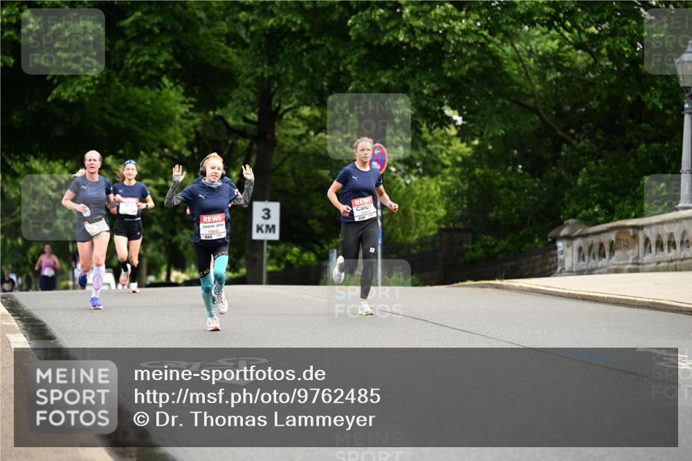 14.06.2026 - REWE Women's Run Dr. Thomas Lammeyer http://msf.ph/oto/9762485 14.06.2026 09:35:35 Laufen 10642, 3, 10074 meine-sportfotos.de