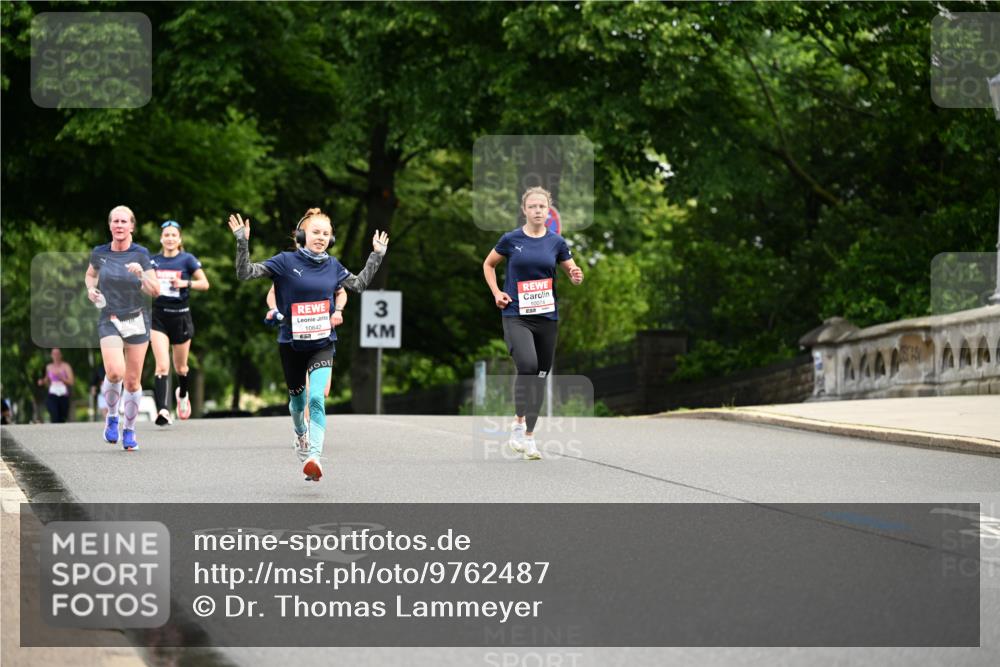 14.06.2026 - REWE Women's Run Dr. Thomas Lammeyer http://msf.ph/oto/9762487 14.06.2026 09:35:35 Laufen 10642, 3, 10074 meine-sportfotos.de