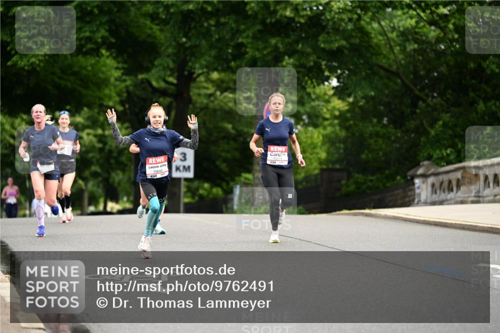 14.06.2026 - REWE Women's Run Dr. Thomas Lammeyer http://msf.ph/oto/9762491 14.06.2026 09:35:35 Laufen 10642, 3, 10074 meine-sportfotos.de