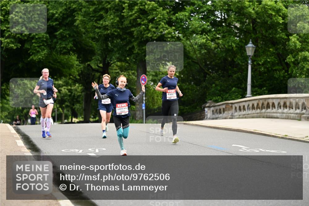 14.06.2026 - REWE Women's Run Dr. Thomas Lammeyer http://msf.ph/oto/9762506 14.06.2026 09:35:36 Laufen 10642, 7 meine-sportfotos.de