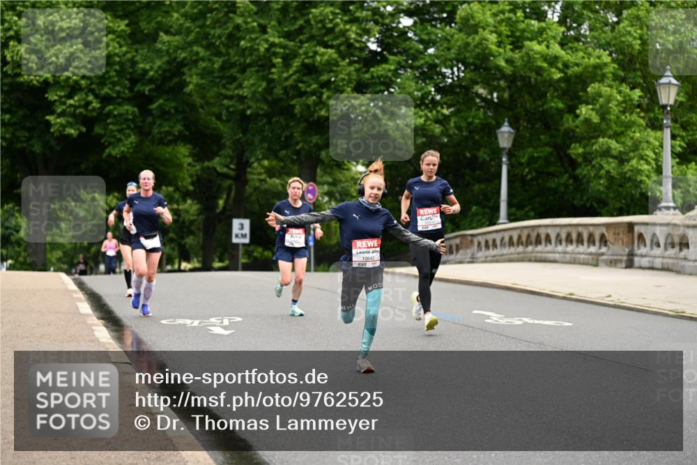 14.06.2026 - REWE Women's Run Dr. Thomas Lammeyer http://msf.ph/oto/9762525 14.06.2026 09:35:37 Laufen 10642 meine-sportfotos.de